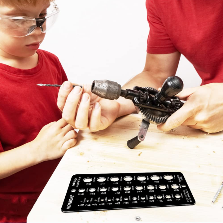 Metal measurement tool for drill bits, designed for workshop and home use