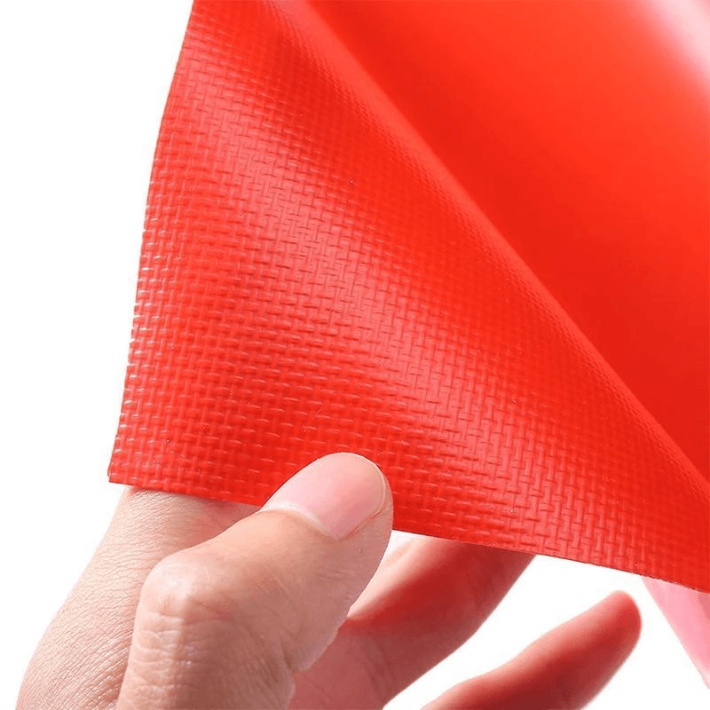 Prank bath mat, turns from plain white to red blood-like stain when wet, unique gag gift