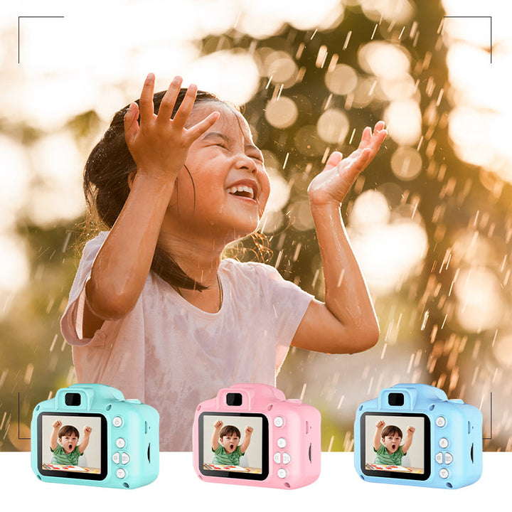 Red kids' reusable mini digital camera with an attached lanyard, perfect for young photographers.