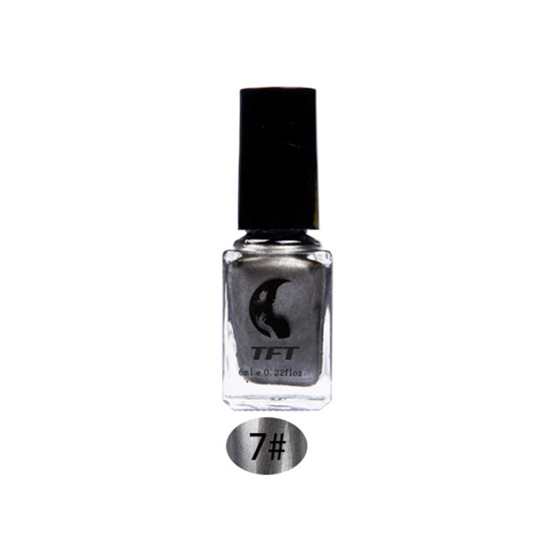 Gift-ready chrome nail lacquer, offering a stunning reflective mirror finish