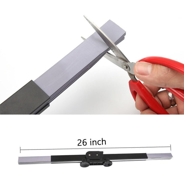 Retractable car sunshade, universal fit, effectively blocks UV rays for car interiors
