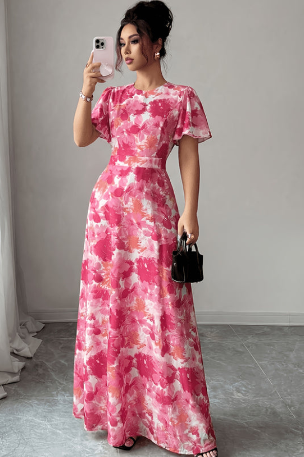 Women's summer floral midi dress, retro pleated design with a flowing silhouette.