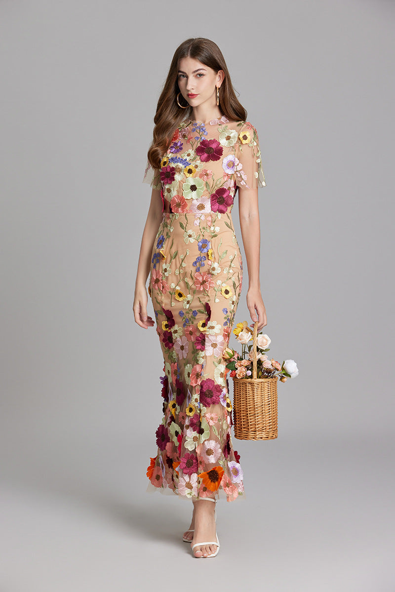 Women's elegant floral appliqué mermaid formal dress.