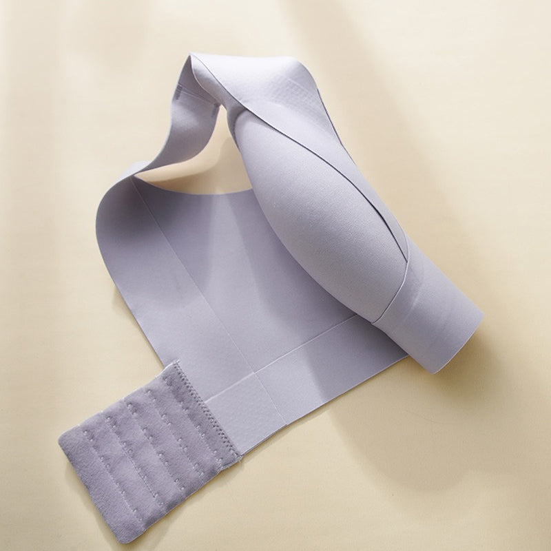 Comfortable plus-size seamless wire-free bra, offering full coverage and excellent side support.