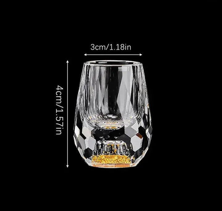 High-quality sparkling cut crystal shot glass set of 6, elegant barware for liqueurs, parties, and luxury gifts.