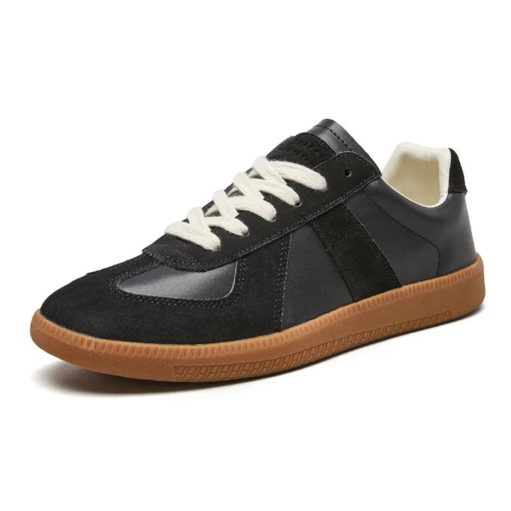 Men's stylish lace-up low-top casual sneakers. Comfortable non-slip footwear for daily walking.