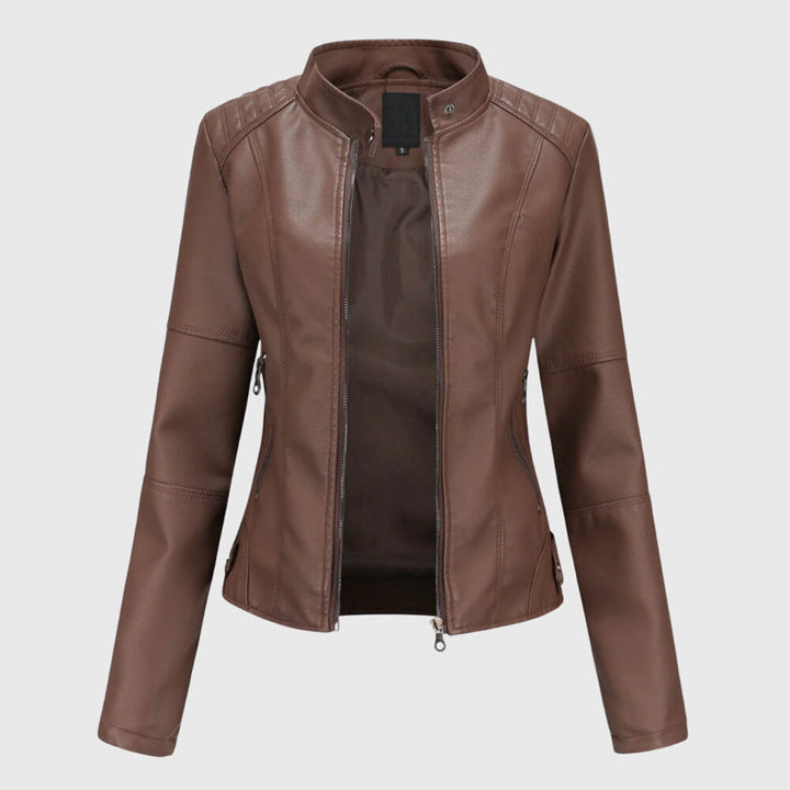 Chic oversized women's fall/spring shacket jacket. Effortless collared outerwear, ideal for layering.