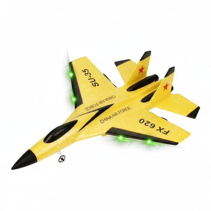 Beginner-friendly SU35 RC plane, easy to fly with remote control. Lightweight foam glider, great outdoor toy.