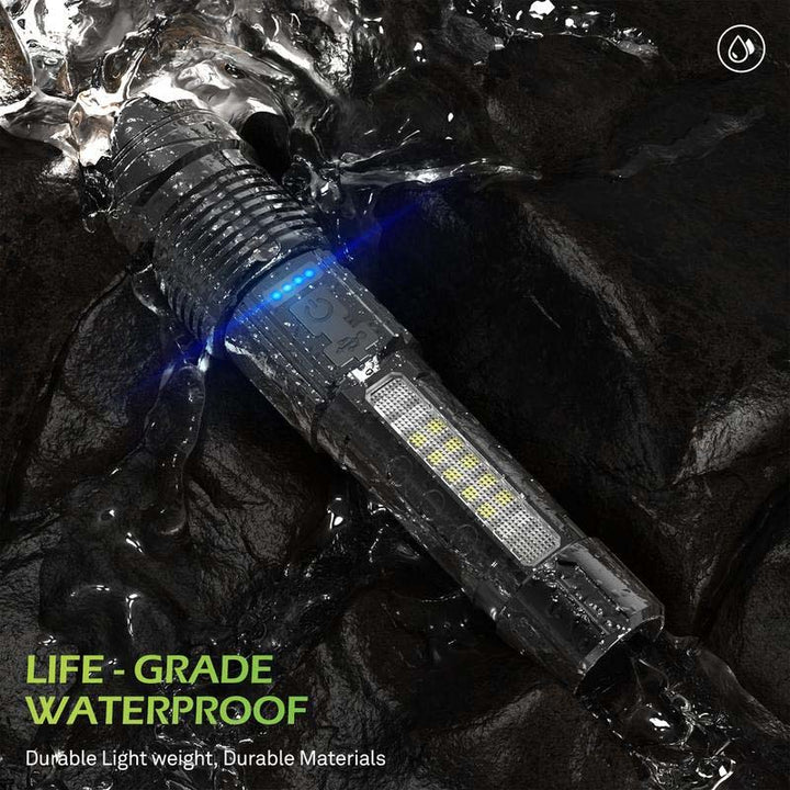Rechargeable tactical flashlight, white laser, waterproof, ideal for camping adventures