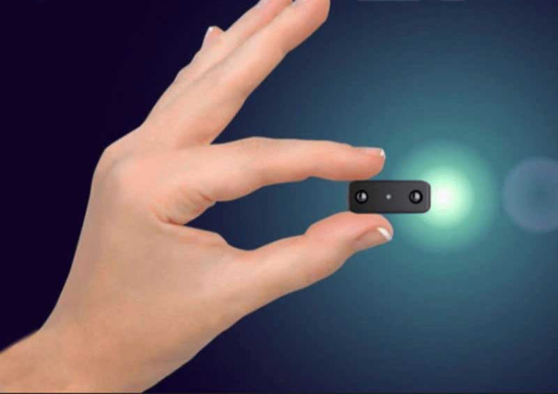 Portable 1080P HD security camera with audio and night vision, perfect for on-the-go monitoring.