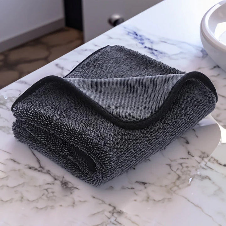Durable twist pile microfiber towel, great for all-purpose use in car and home cleaning