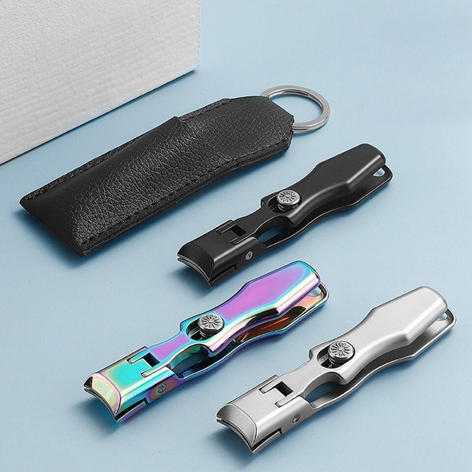 Professional-grade wide jaw nail clippers for thick nails, ensuring a clean, precise cut every time for hygiene