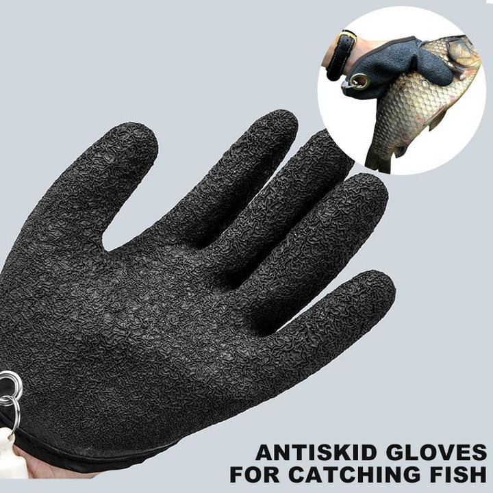 Unisex anti-puncture fishing glove with magnetic release, black, close-up of palm for grip