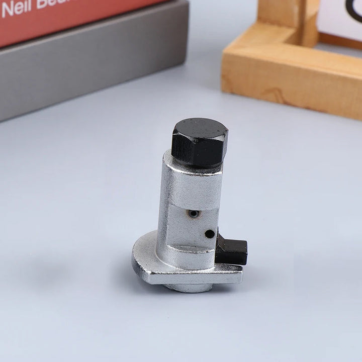 High-quality carbon steel strut spreader for demanding auto repair tasks