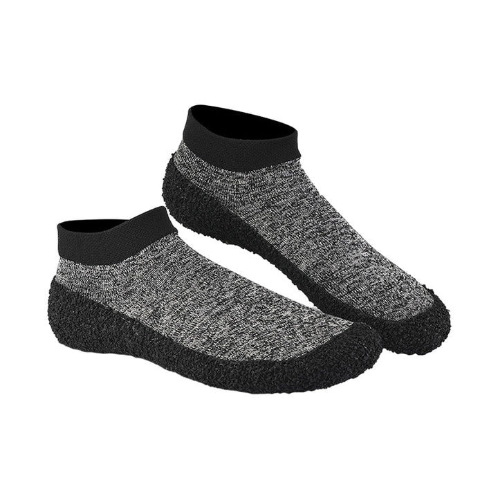 Versatile unisex water shoes, offering quick-dry comfort for various activities.