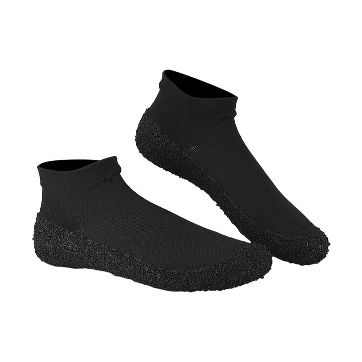 Lightweight yoga and aqua socks, providing a barefoot feel with enhanced traction.