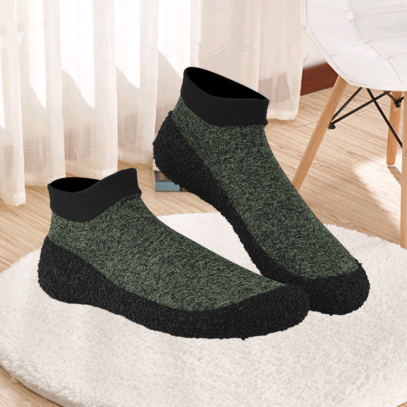 Unisex water shoes, black with blue accents, offering comfort and traction for aquatic use.