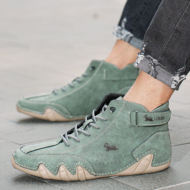 Unisex barefoot walking shoes with flexible sole for natural movement & enhanced comfort. Ideal for everyday wear.