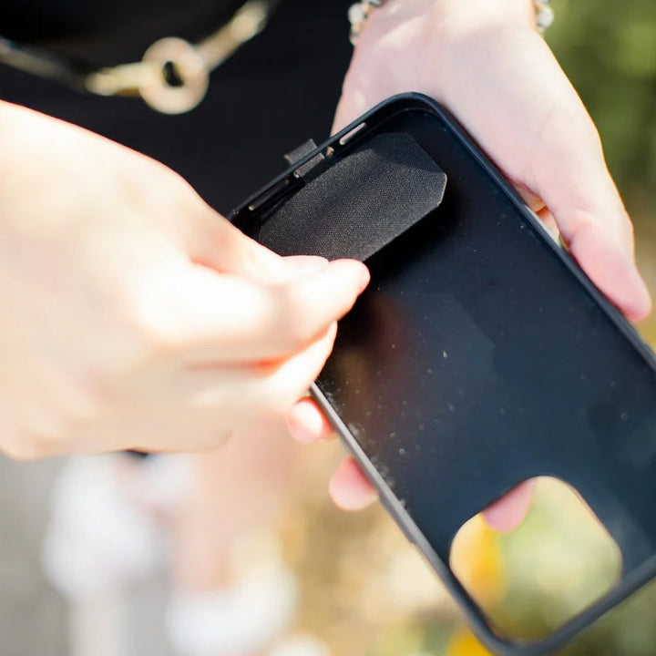 Unisex phone lanyard with an adjustable strap and clear pouch, ideal for any mobile phone model.