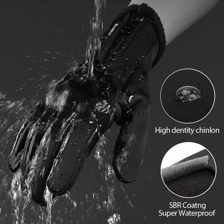 Unisex cold weather gloves, fleece-lined and waterproof, with touchscreen fingertips