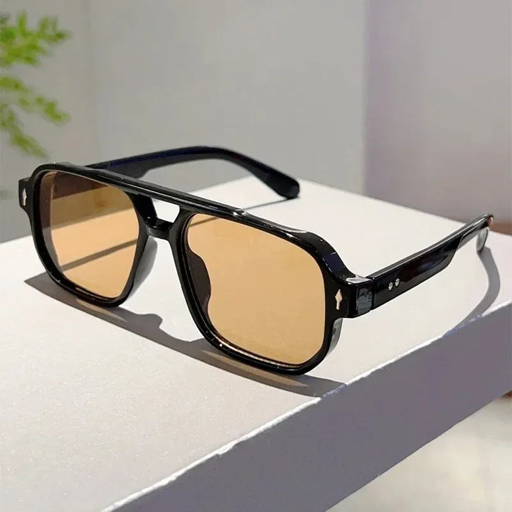 High-quality unisex rectangular sunglasses, durable and scratch resistant UV400 lenses
