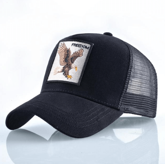 Classic unisex baseball cap with an iconic eagle, ideal for casual outdoor wear and style.
