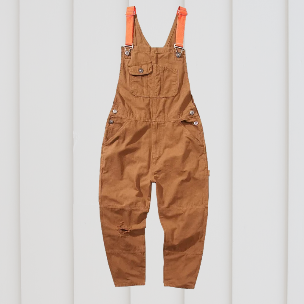 Unisex gardening dungarees. Durable work overalls with multiple utility pockets, ideal for comfortable outdoor work.