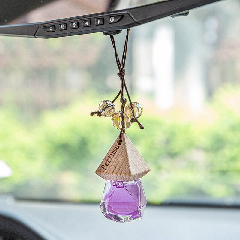 Unisex hanging car fragrance diffuser, premium auto accessory for fresh and inviting car interior