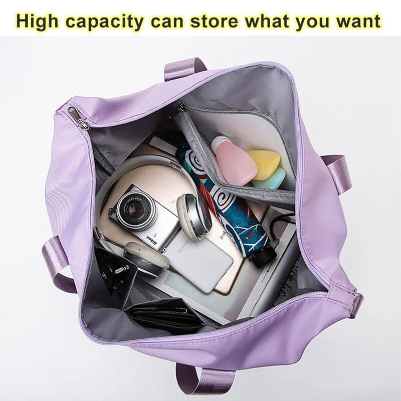 High-capacity unisex travel bag, perfect for gym-goers and travelers, includes wet separation