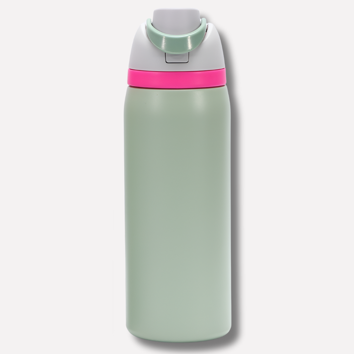 Durable unisex insulated stainless steel water bottle, reusable, perfect for travel, sports, and daily hydration.