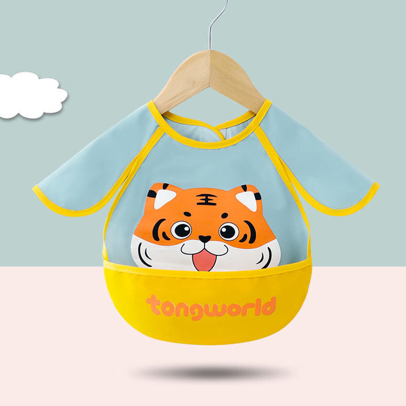 Ergonomic long sleeve waterproof bib for baby feeding, featuring a wide food catcher and flexible polyester material