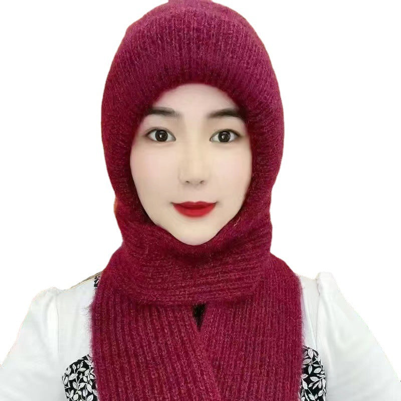 Model wearing a unisex integrated ear protection windproof cap scarf for winter outdoor use