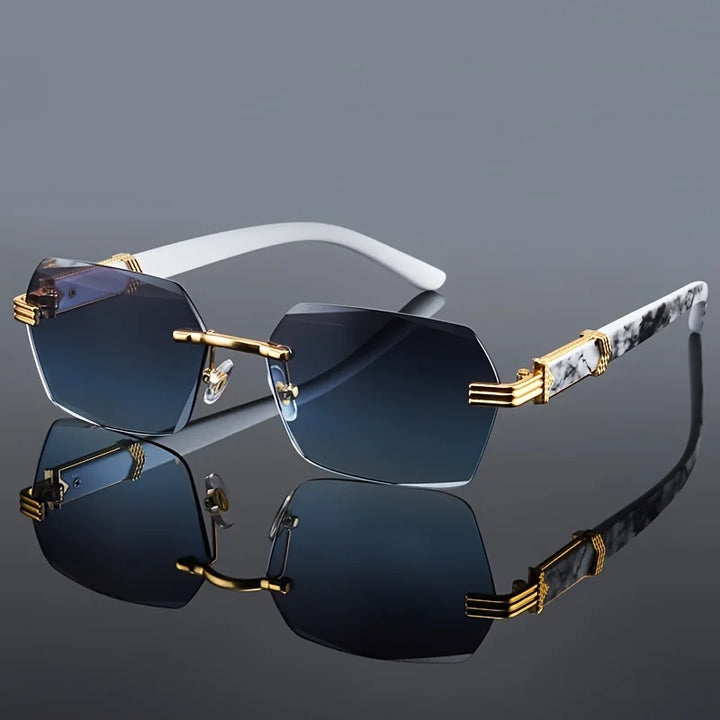 Unisex modern aviator sunglasses with sleek metal frame, offering UV400 protection, fashion eyewear.
