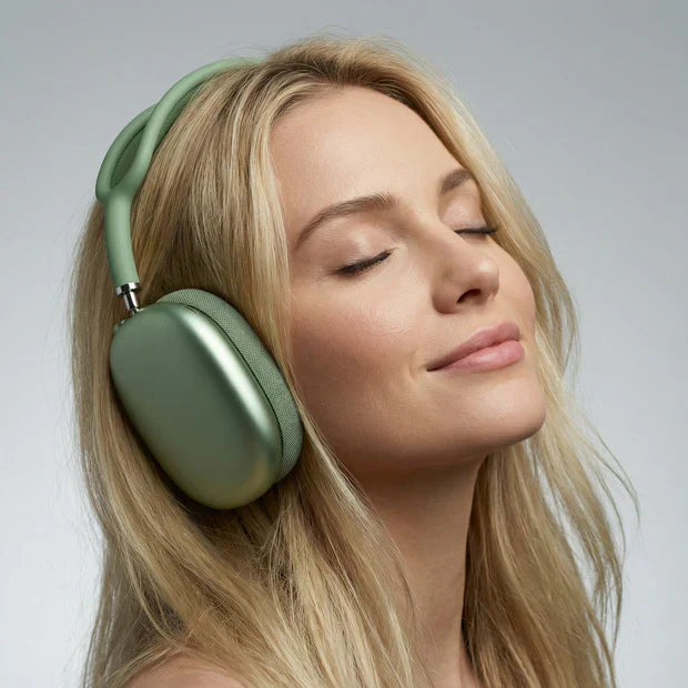 Ergonomic over-ear Bluetooth headphones, ideal for work, travel, and superior noise cancelling.