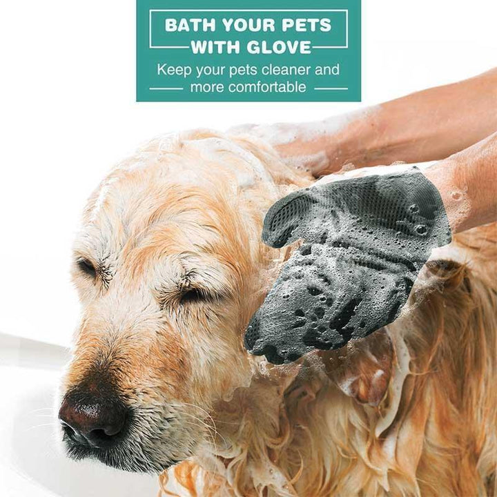 Ergonomic pet grooming glove designed for comfortable fit & efficient animal hair removal.