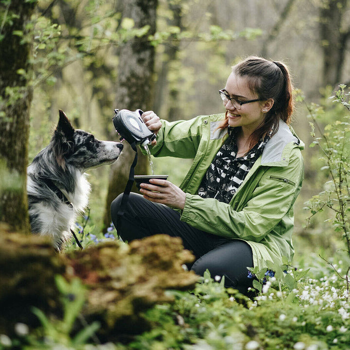 Side view of the multifunction dog leash, highlighting its compact design