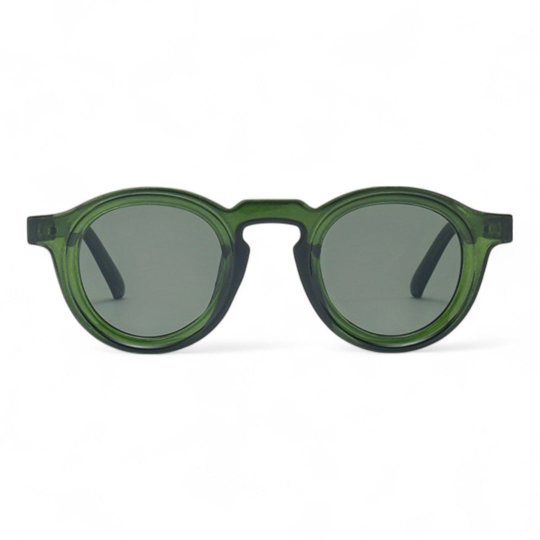 Unisex round tinted sunglasses for everyday fashion & comfort.