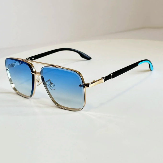 Stylish unisex square aviator sunglasses with gradient lenses, a perfect fashion accessory for summer essentials.
