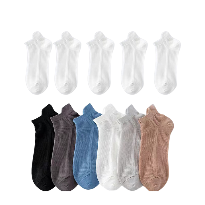 Comfortable Ultra-Thin Liner Socks, designed for both men and women, with an effective non-slip grip.