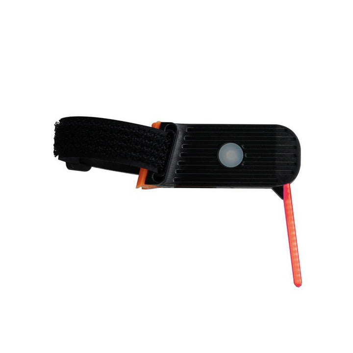 Unisex LED bike taillight, features tool-free installation and USB rechargeability