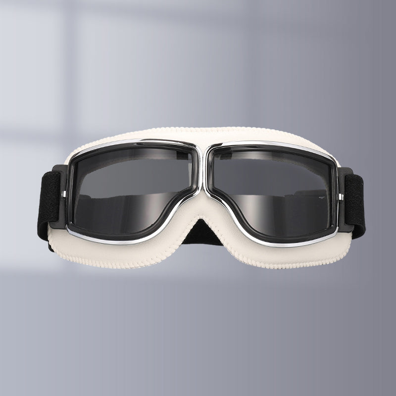 Retro motorcycle goggles with scratch-resistant lenses, ensuring premium quality.
