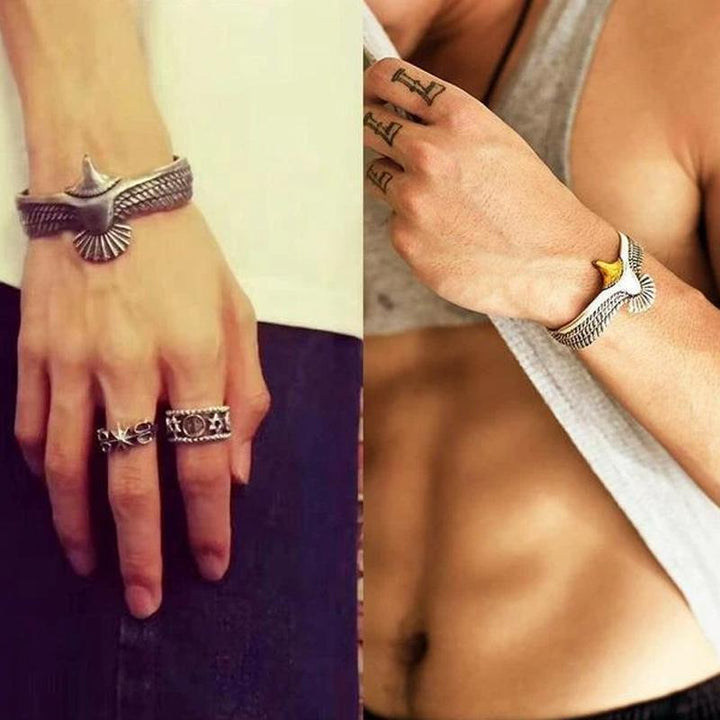 Unisex vintage style copper bracelet featuring a detailed eagle design, adjustable for most wrists.