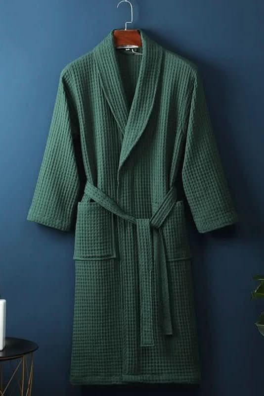 Cozy unisex waffle weave bathrobe, perfect quick-dry loungewear for ultimate comfort at home or spa.