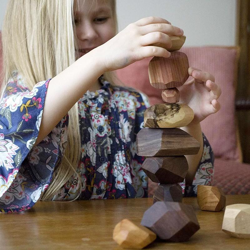 Set of pine wood balancing blocks, unisex educational and fun stacking toy