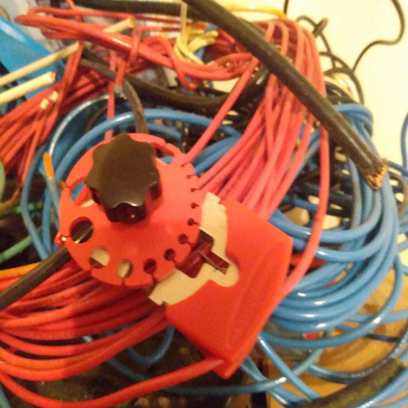 Universal quick wire stripper, an essential hand tool for fast and clean wire insulation removal by electricians