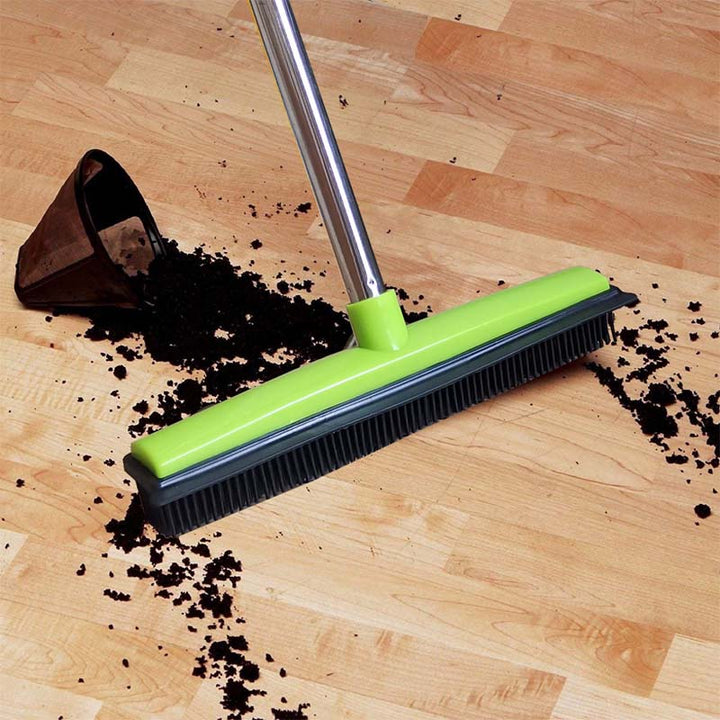 Detail photo of the durable, washable silicone head of the pet hair remover broom for long-term use