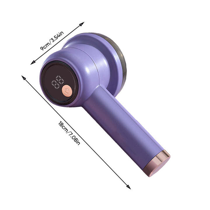 User hand holding the fabric shaver, demonstrating easy grip for comfortable lint removal.
