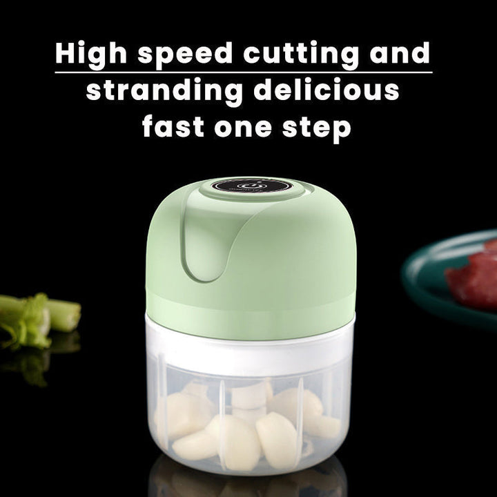 USB rechargeable mini electric food chopper, ideal for garlic, ginger & nuts. Portable kitchen essential.