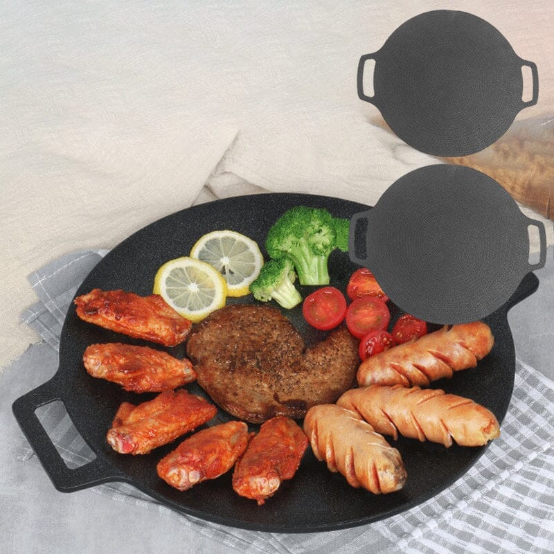 Compact non-stick round grill pan, excellent for small kitchens or camping adventures