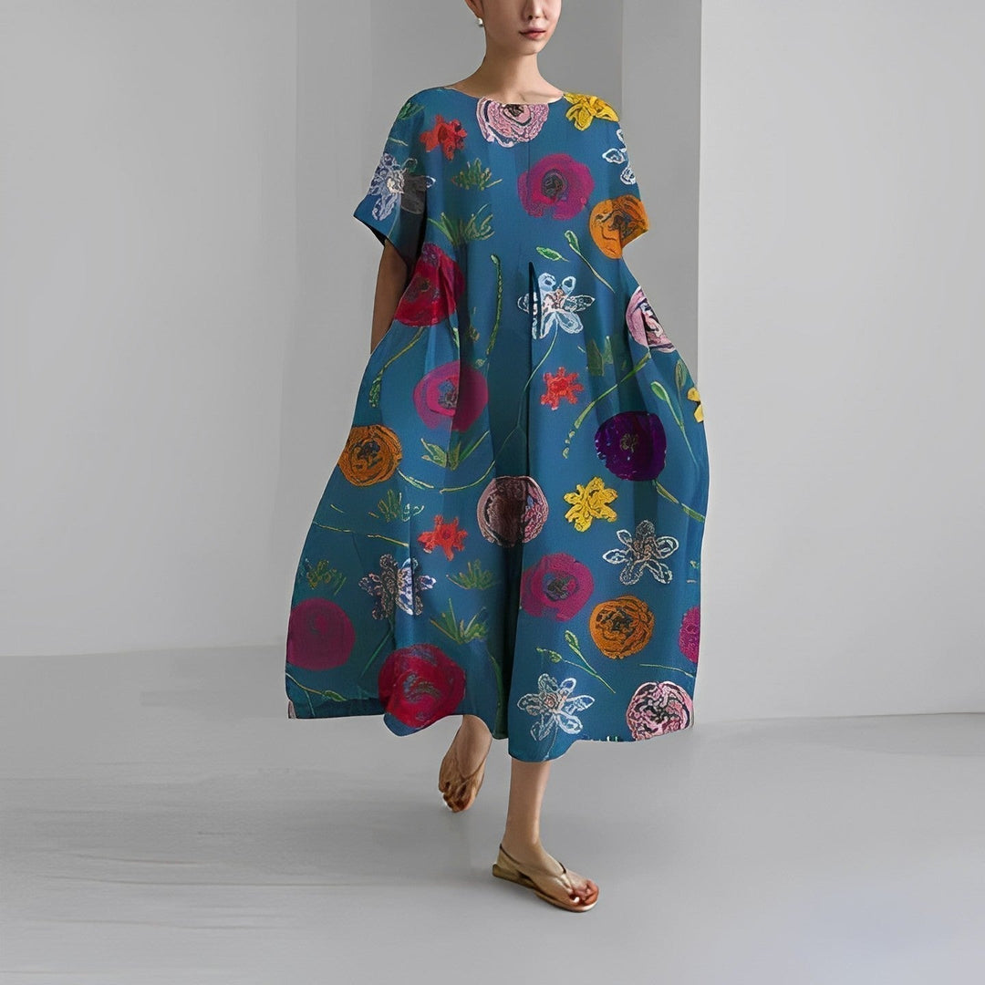 Effortless summer style: women's vibrant floral maxi dress with a comfortable fit.